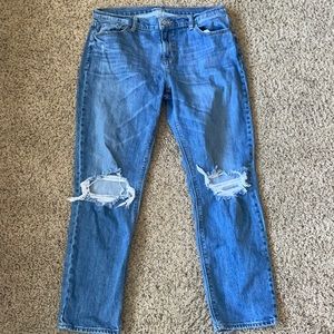 Old Navy Mid Rise Boyfriend Jeans